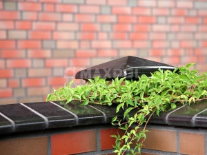 Оголовок для забора ZG-Klinkier Dark-brown glazed C38 – MAXPOL, 5